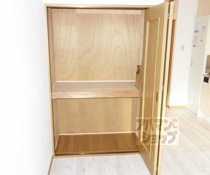 【イーストアベニュー】間取