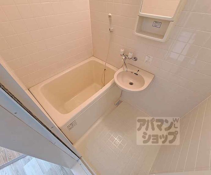 【サンジュネス五条】間取