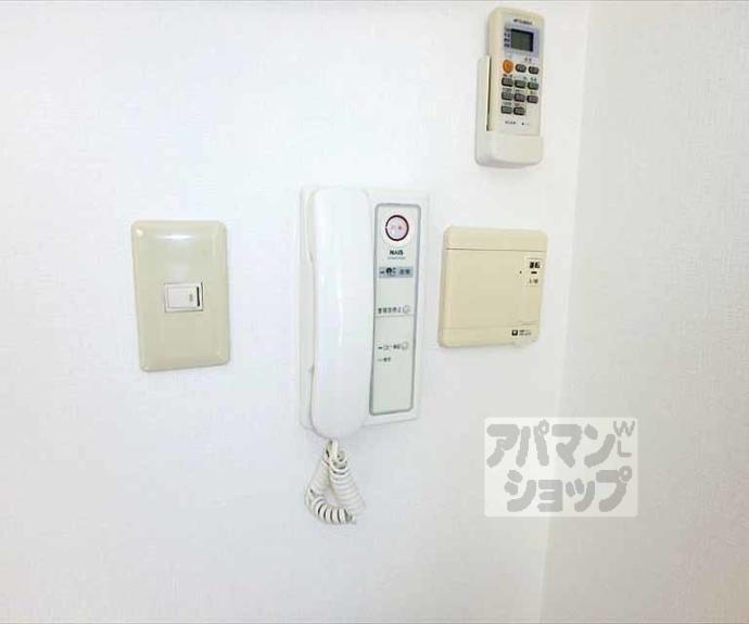 【室町通上立売下ル裏築地町マンション】間取