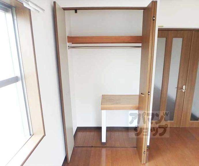 【室町通上立売下ル裏築地町マンション】間取