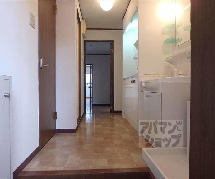 【室町通上立売下ル裏築地町マンション】間取