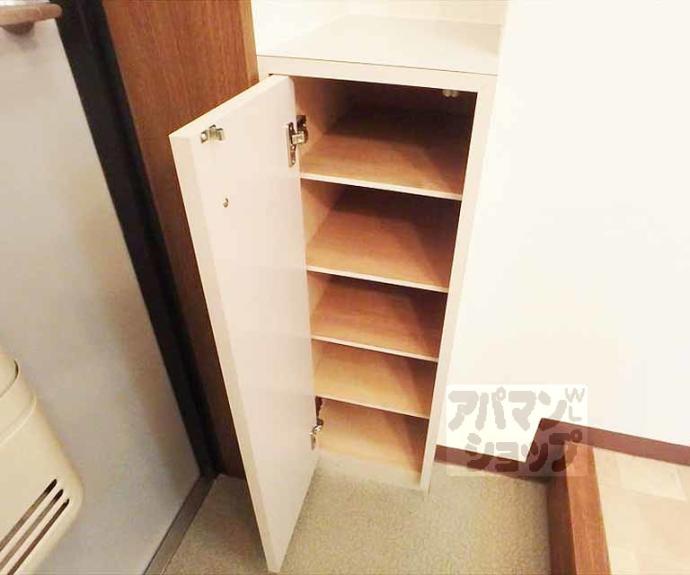 【室町通上立売下ル裏築地町マンション】間取