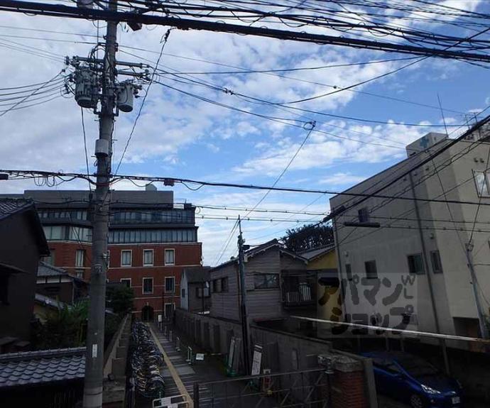【室町通上立売下ル裏築地町マンション】間取