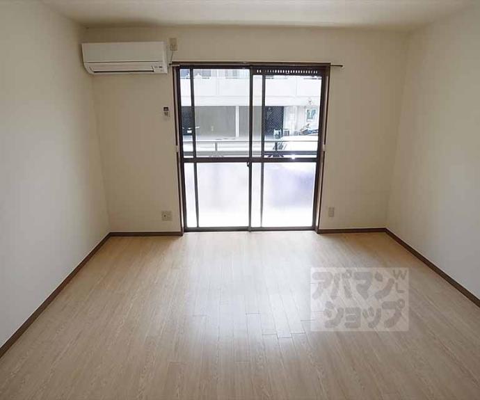 【紫野東舟岡町アパート】間取