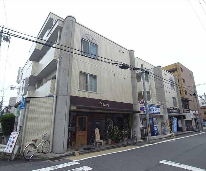 【マ・メゾン】