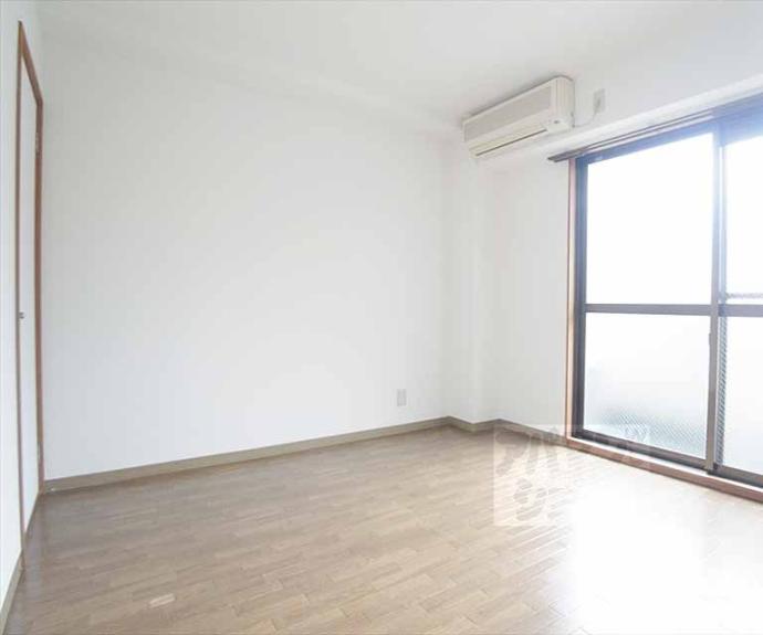 【ルミエール泉】間取