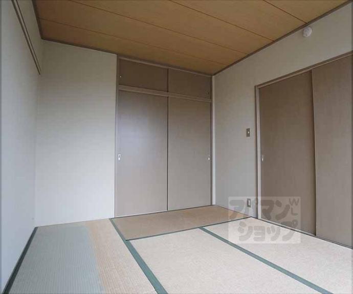 【グリーンリーフひがし川】間取