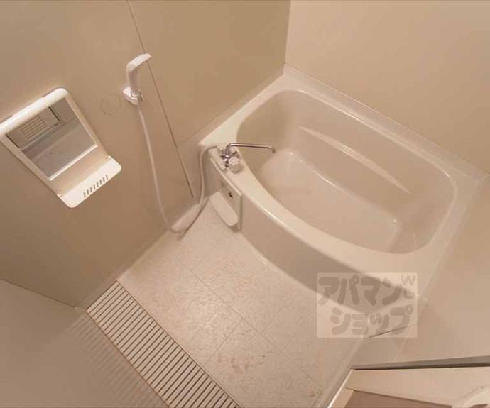 【グリーンリーフひがし川】間取