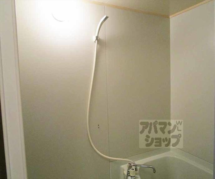 【グリーンリーフひがし川】間取