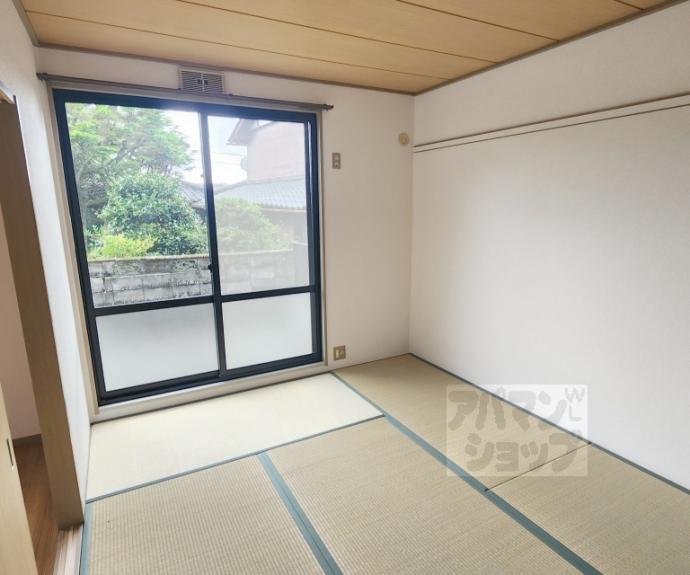 【グリーンリーフひがし川】間取