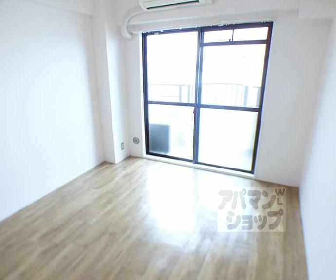 【リバーロードタカノ】間取