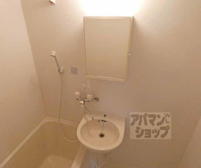 【リバーロードタカノ】間取