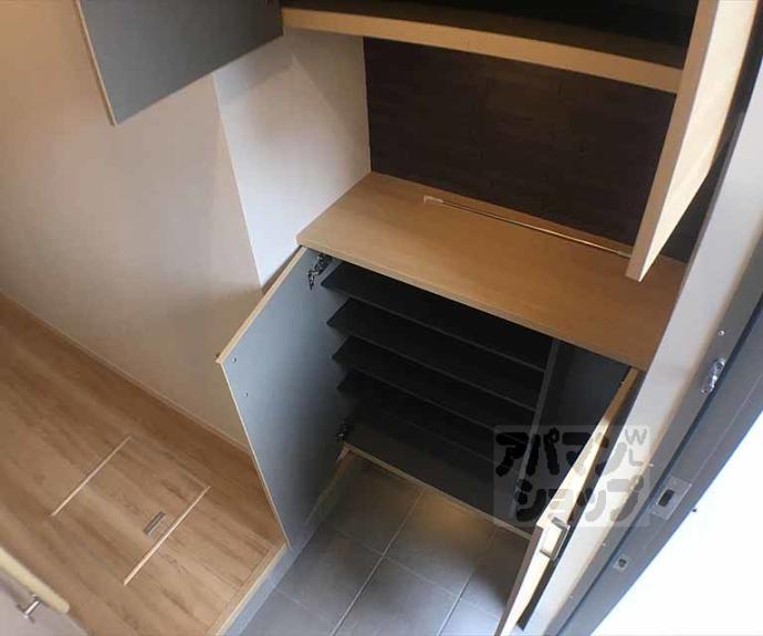 【シャーメゾン　ノア】間取