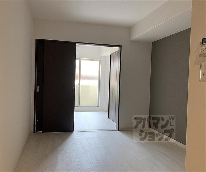 【アドバンス京都北大路レフィナード】間取