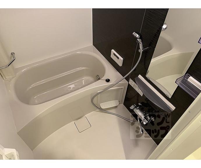 【アドバンス京都北大路レフィナード】間取