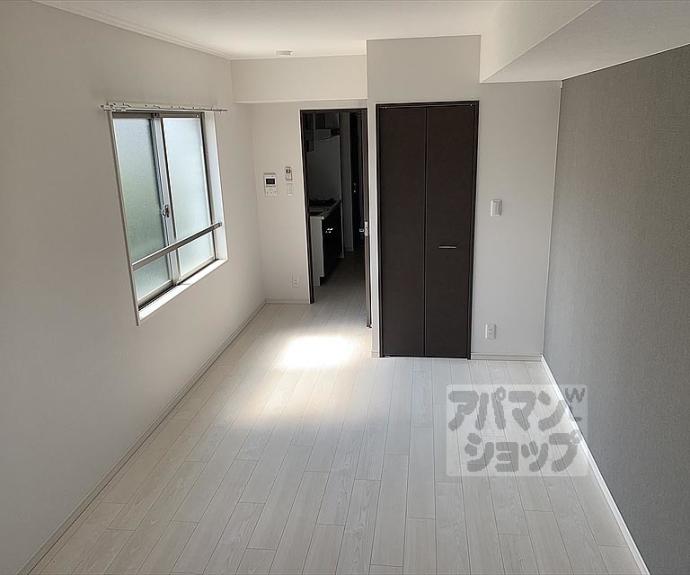 【アドバンス京都北大路レフィナード】間取