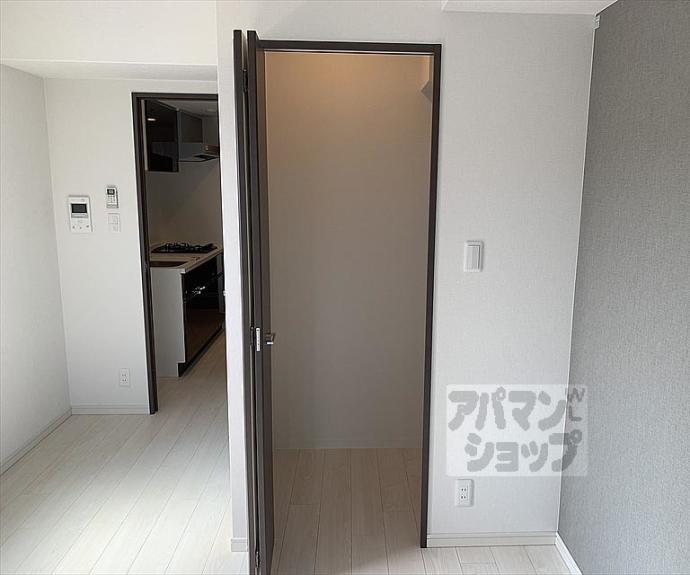 【アドバンス京都北大路レフィナード】間取