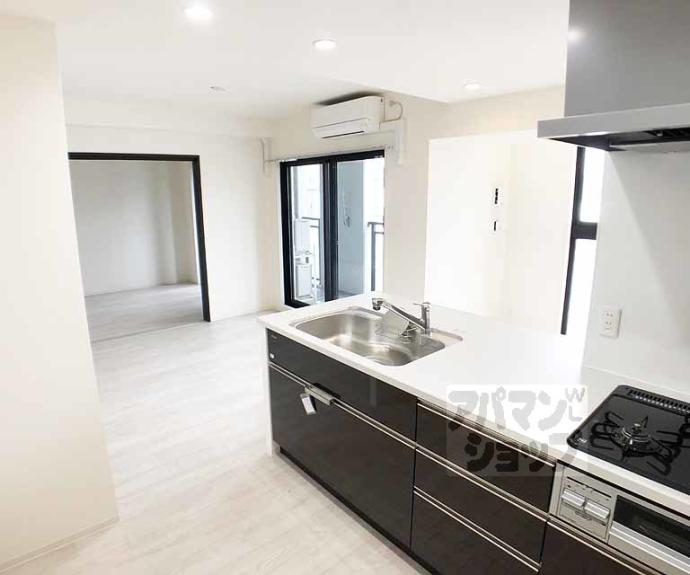 【アールズコート御所南】間取