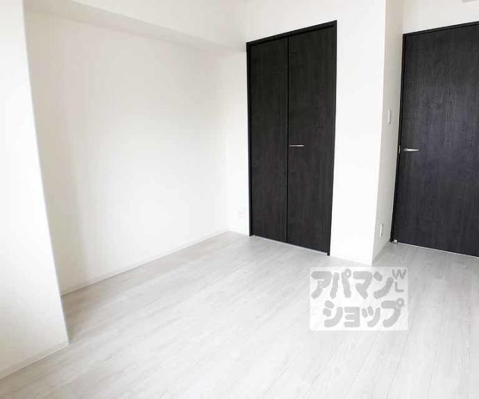 【アールズコート御所南】間取