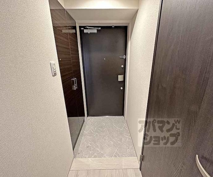 【アールズコート御所南】間取