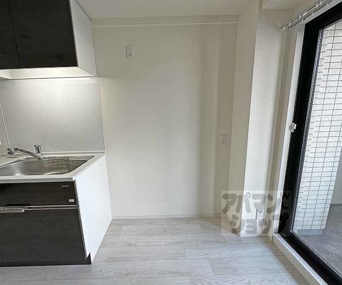 【アールズコート御所南】間取