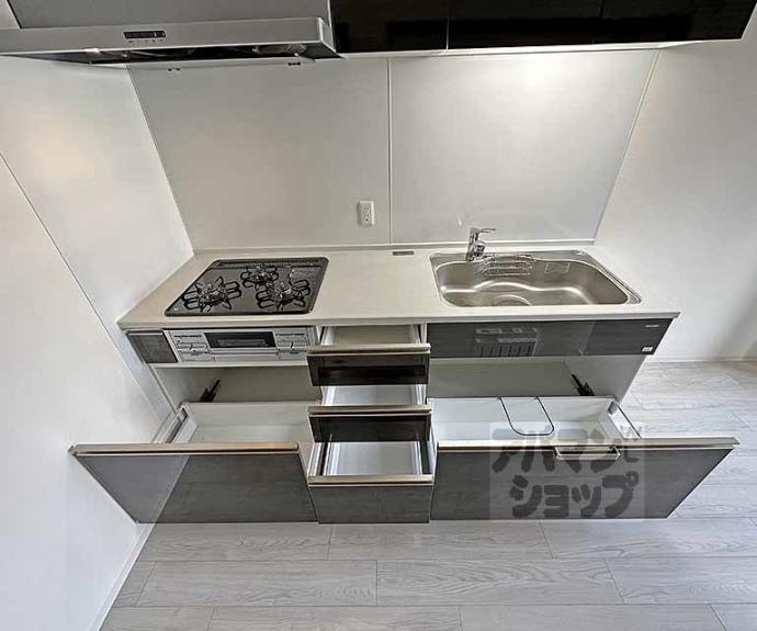 【アールズコート御所南】間取