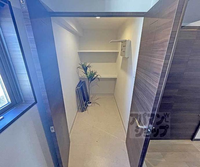 【ラグゼナ清水五条】間取