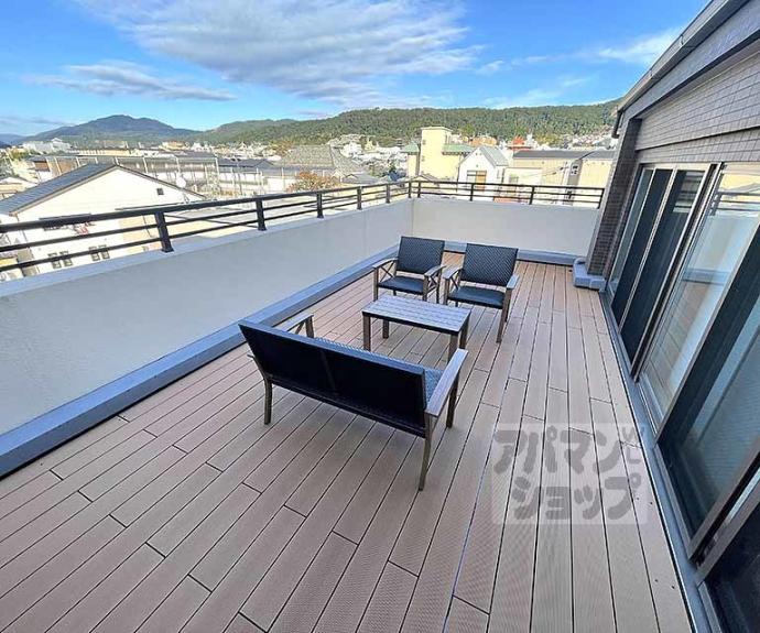 【ラグゼナ清水五条】間取