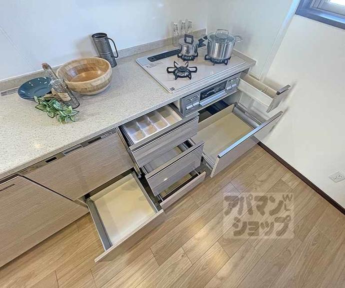 【ラグゼナ清水五条】間取