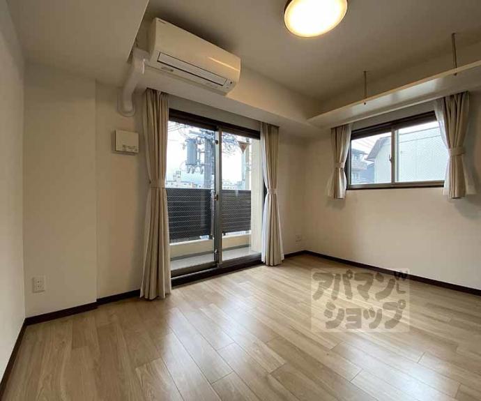 【ラグゼナ清水五条】間取