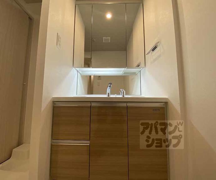 【ヴァンべール御苑前】間取