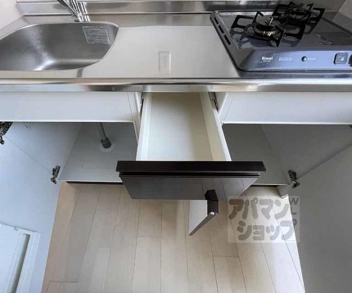 【ＧＡＲＮＥＴ　ＲＥＳＩＤＥＮＣＥ　京都辰巳】間取