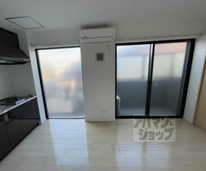 【ＧＡＲＮＥＴ　ＲＥＳＩＤＥＮＣＥ　京都辰巳】間取