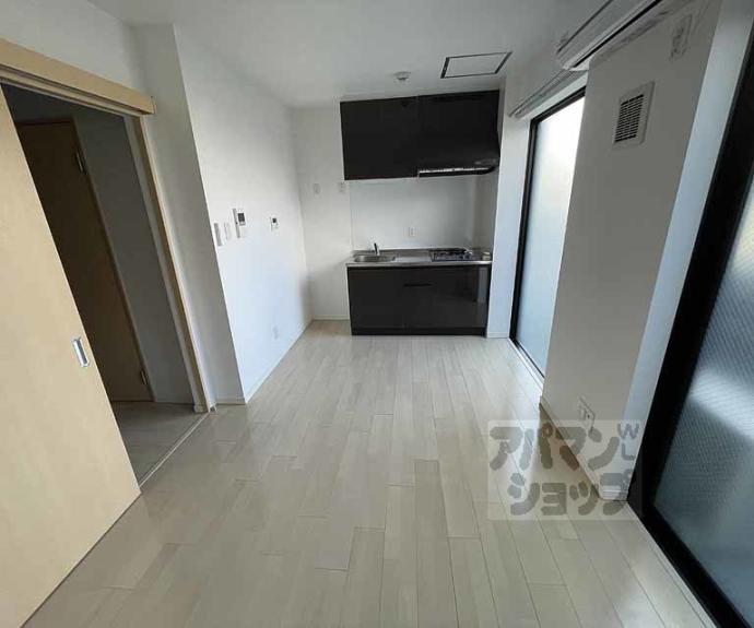 【ＧＡＲＮＥＴ　ＲＥＳＩＤＥＮＣＥ　京都辰巳】間取