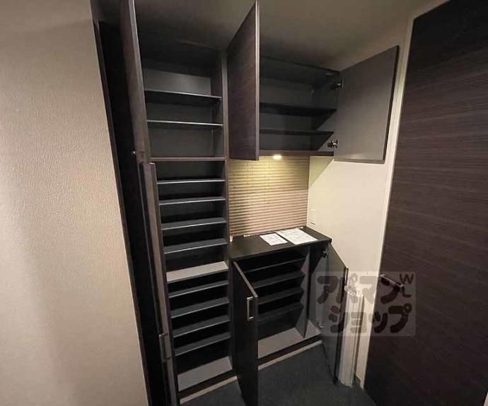 【カーマイン・ピノ四条堀川】間取