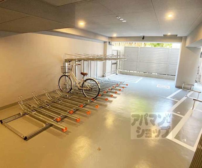 【ＲｉｖｉｅｒｅＧａｕｃｈｅ寺町二条】間取