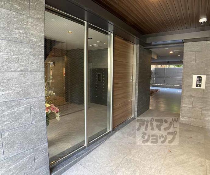 【ＲｉｖｉｅｒｅＧａｕｃｈｅ寺町二条】間取