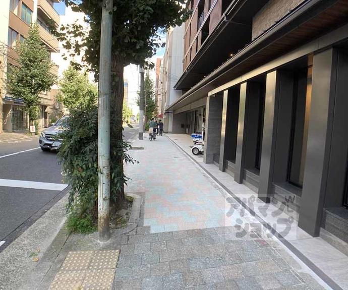 【ＲｉｖｉｅｒｅＧａｕｃｈｅ寺町二条】間取