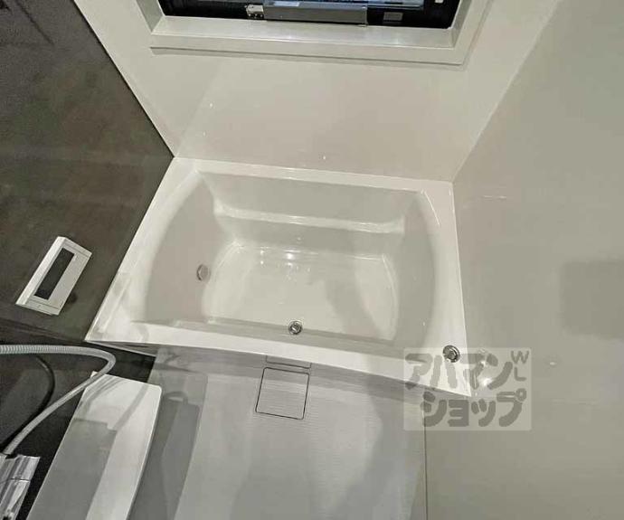 【ＲｉｖｉｅｒｅＧａｕｃｈｅ寺町二条】間取