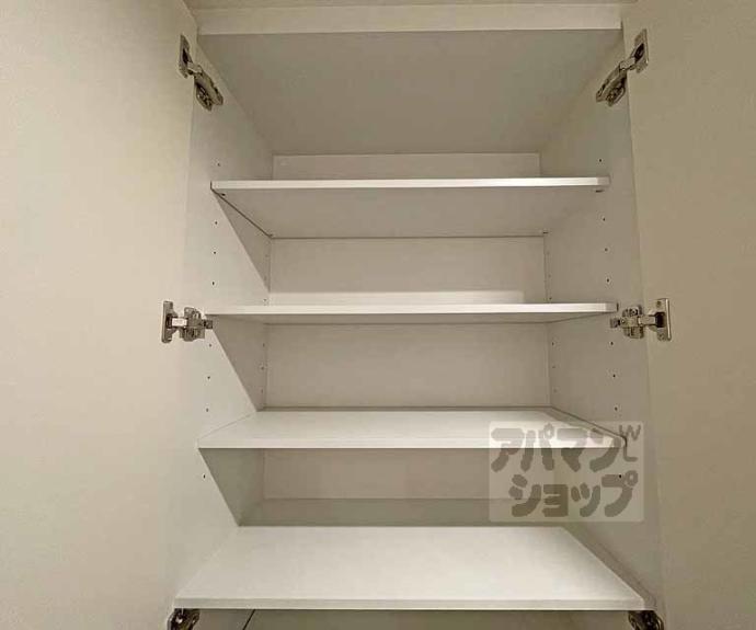 【ＲｉｖｉｅｒｅＧａｕｃｈｅ寺町二条】間取