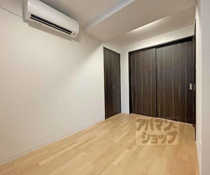 【ＲｉｖｉｅｒｅＧａｕｃｈｅ寺町二条】間取