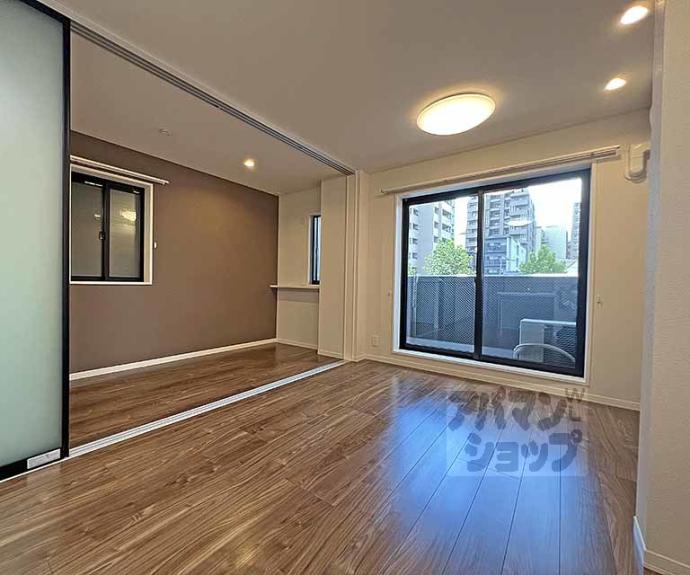 【ボワリジェール五条】間取