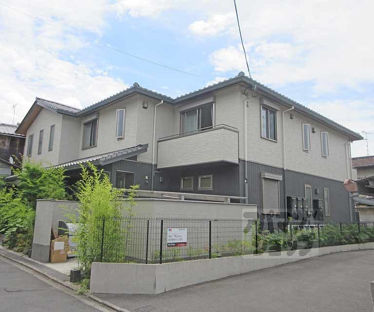 シャーメゾンガーデン伏見稲荷