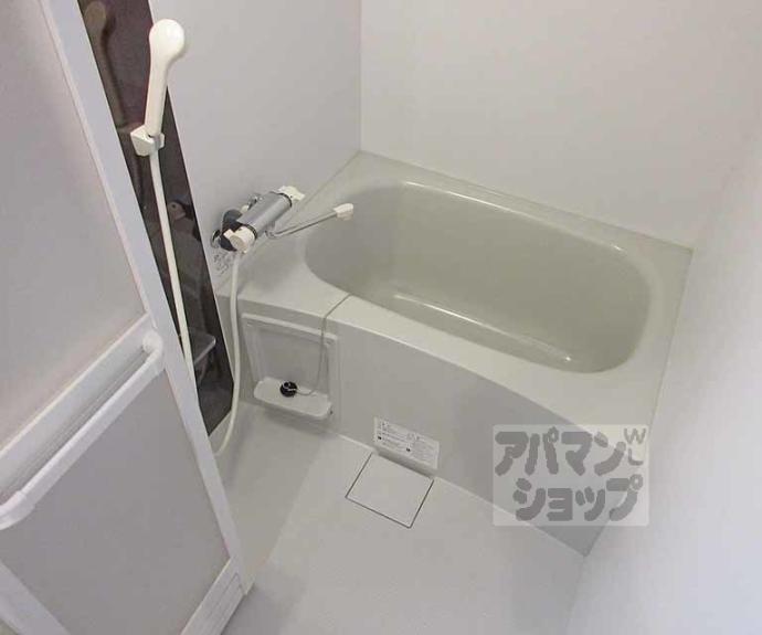 【クレセント大亀谷】間取