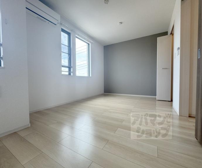 【ウッドヴィレッジＭＩＮＯＲＵⅢ】間取