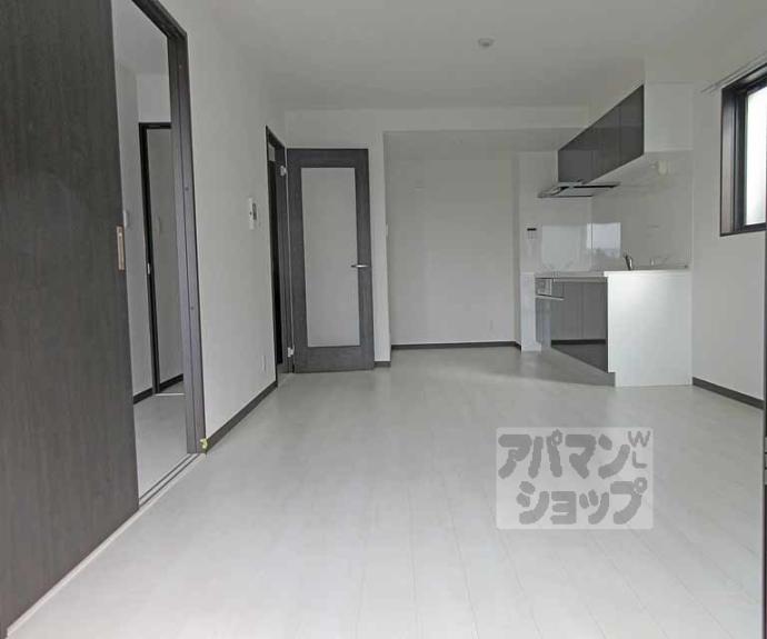 【サクシード伏見車町2nd】間取