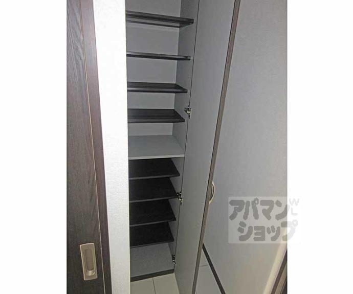 【サクシード伏見車町2nd】間取