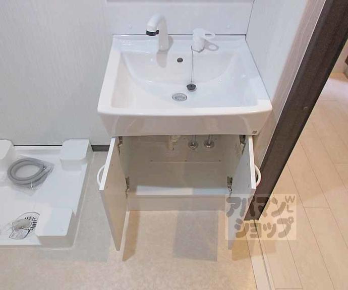 【ＣＲＥＤＯＲ伏見丹波橋】間取