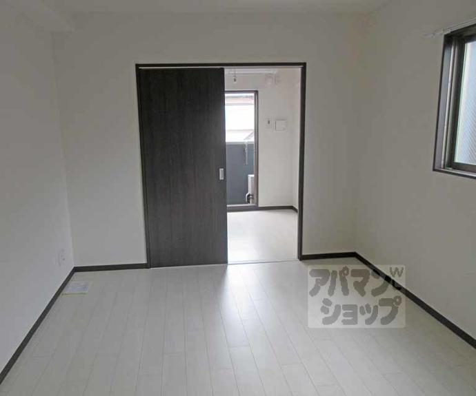 【ＣＲＥＤＯＲ　伏見丹波橋】間取