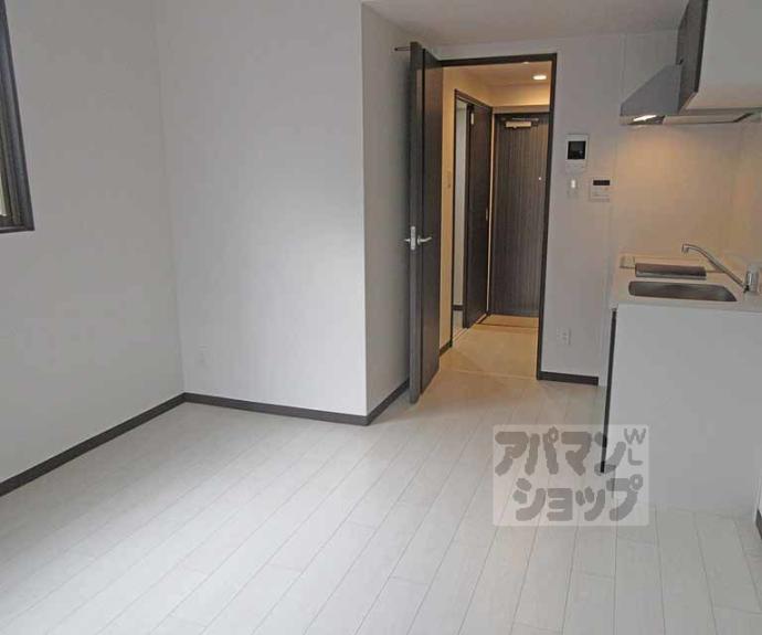 【ＣＲＥＤＯＲ　伏見丹波橋】間取